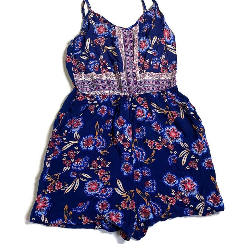 🤎3/$25 Floral romper with pockets